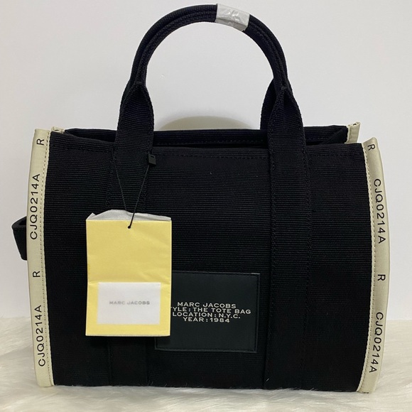 NWT Marc Jacobs The Tote Medium - Picture 3 of 10